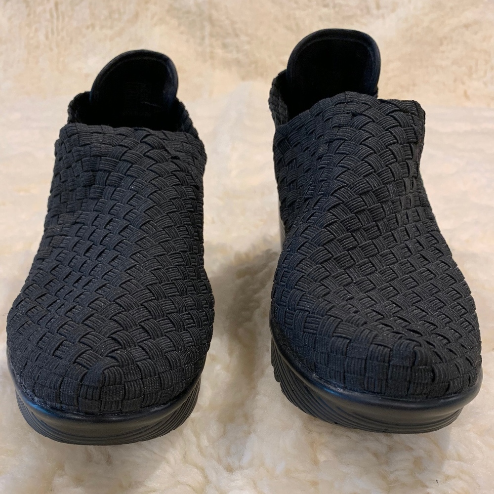 Brand New Bernie Mev Clogs